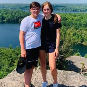 Meet your Posher, Sandy